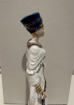 Wedgwood Nefertiti Egyptian limited edition 9500 number 2612 figurine Boxed Cert
