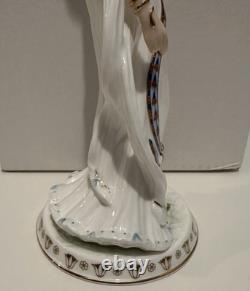 Wedgwood Nefertiti Egyptian limited edition 9500 number 2612 figurine Boxed Cert