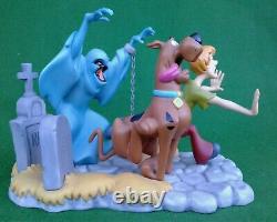 Wedgwood Scooby-doo! Let's Get Outta Here! Limited Edition & Coa Boxed