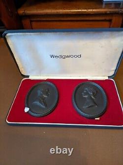 Wedgwood black basalt Medallions limited edition. 1947- 1972. Queen