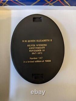 Wedgwood black basalt Medallions limited edition. 1947- 1972. Queen