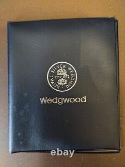 Wedgwood black basalt Medallions limited edition. 1947- 1972. Queen