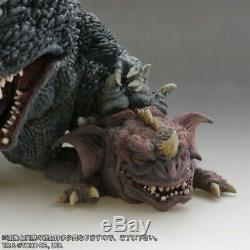 X-PLUS Deforeal Godzilla 2001 with Baragon Ric-toy limited edition GMK figure