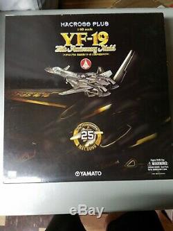 Yamato Macross Plus YF-19 25th Anniversary 1/60 Limited Edition